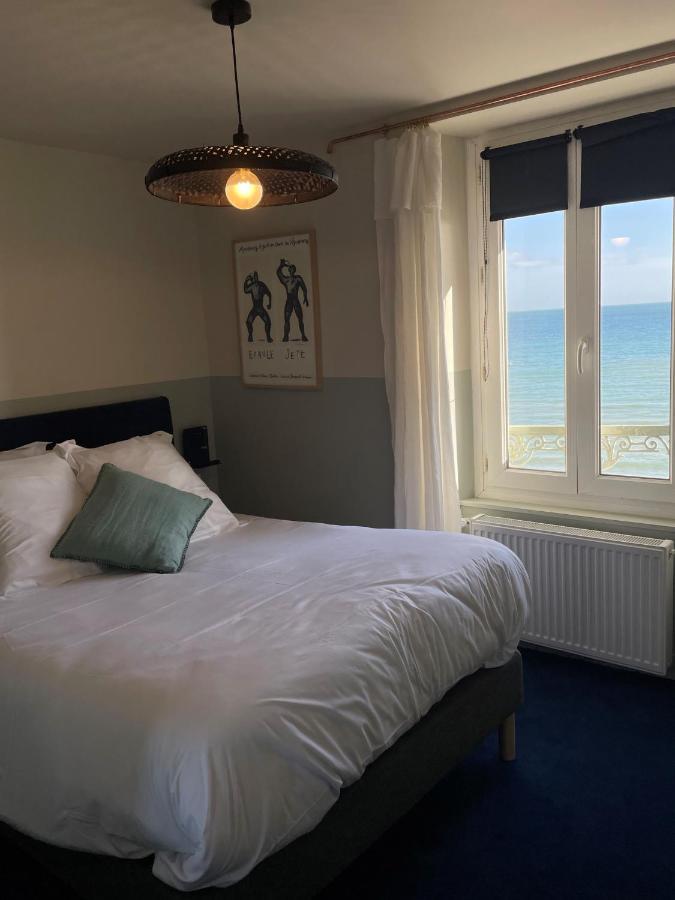 Beau Rivage Hotel-Restaurant Luc-sur-Mer Bagian luar foto